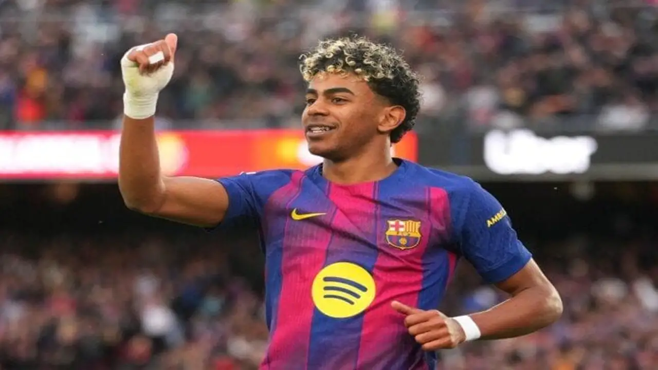 موقف لامين يامال وجارسيا من المشاركة مع برشلونة ضد إشبيلية بالدوري الإسباني